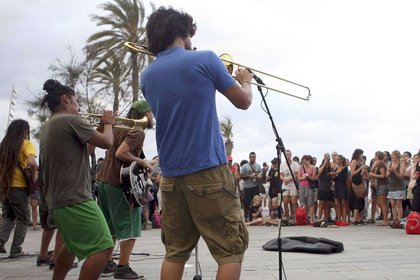 Barcelona'da sokak müziği festivali konserleri bedava