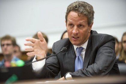 Geithner Çin'e göz kırptı