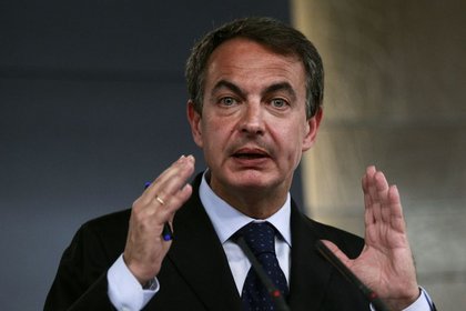 Zapatero: Ekonomonin 4. çeyrekte büyüyeceğini tahmin ediyorum
