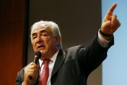 Strauss-Kahn: Küresel ekonomi toparlanmaya başladı