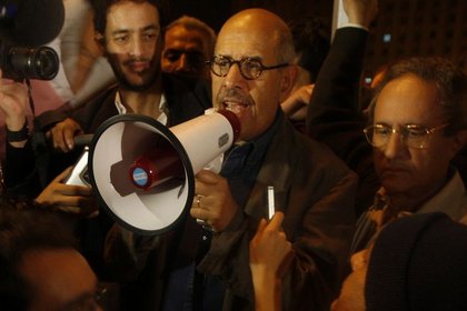 Baradey: Mübarek'in açıklaması iktidarda kalma oyunu