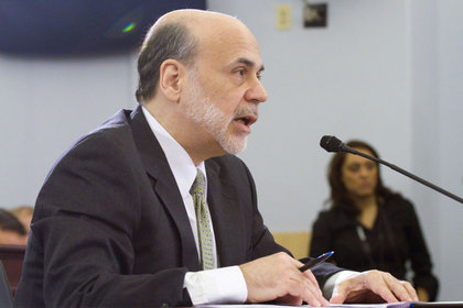 Bernanke: İşsizlik, düşüşe rağmen bir süre yüksek kalacak
