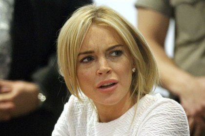 Lindsay Lohan hırsızlıkla suçlandı