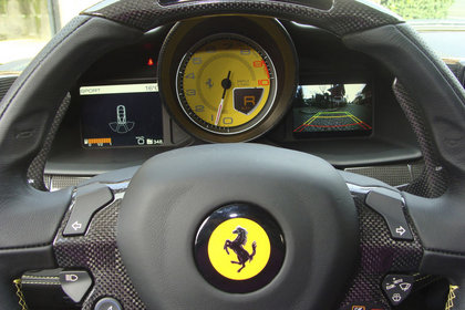 Ferrari 2010'da 6573 araç sattı