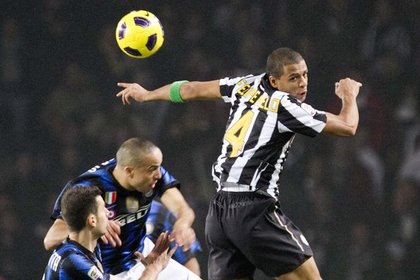 Serie A'da Juventus İnter'i devirdi
