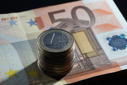 Euro önemli para birimleri karşısında yükseldi