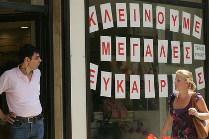 Yunanistan ekonomisi % 6,6 küçüldü