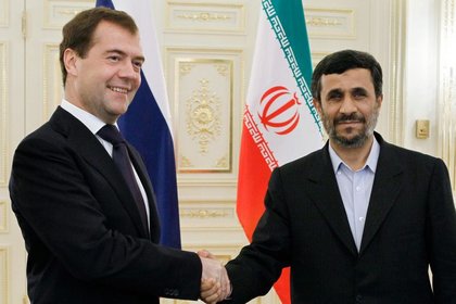 Rusya, İran'a ambargoların artırılmasına karşı