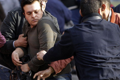 44 gazeteciye kıydılar, 145'ini tutukladılar