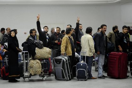 Libya'dan 30 bin kişi kaçtı