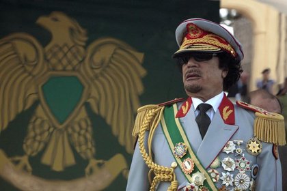 Kaddafi'den şimdi de savaş çağrısı