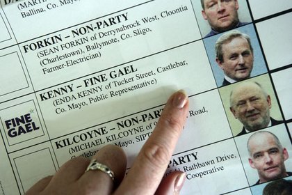İrlanda'daki ankete göre, seçimin galibi 'Fine Gael'