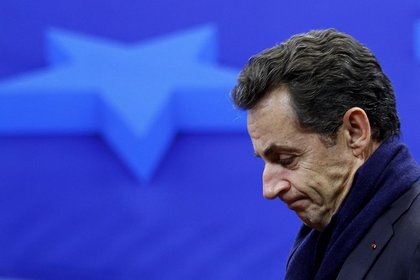 Sarkozy'nin popülaritesi dibe vurdu