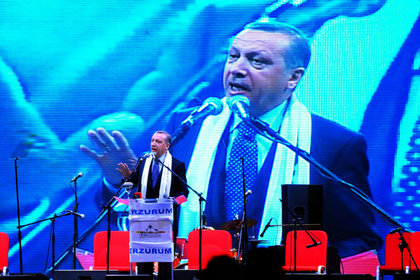 Erdoğan: Türkiye, İslam ile demokrasinin yan yana olabileceğini gösterdi