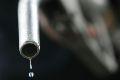Petrol üreticileri İngiltere'deki vergileri görüşecek