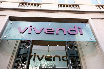Vivendi, Vodafone'un SFR'deki payını 7.95 milyar euroya alıyor
