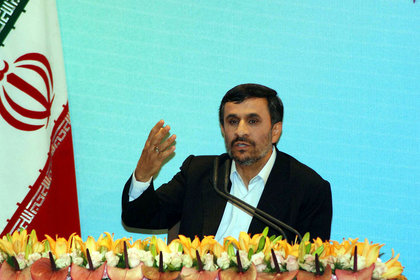 Ahmedinejad: Petrol fiyatları 150 dolara çıkacak