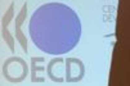 OECD: G-7 toparlanması güç kazanıyor