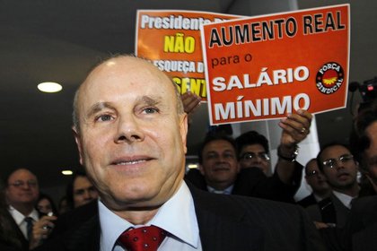 Brezilya parasını zayıflatmak için ek tedbir alabilir
