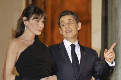 Sarkozy baba oluyor