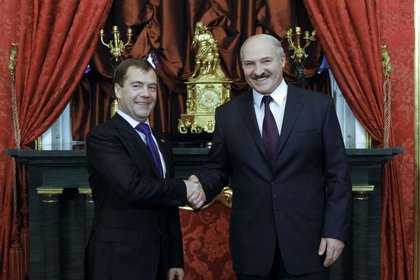 Belarus para birimi dengesini korumak için Rusya'dan kredi istiyor