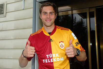 Galatasaray Elmander ile sözleşme imzaladı