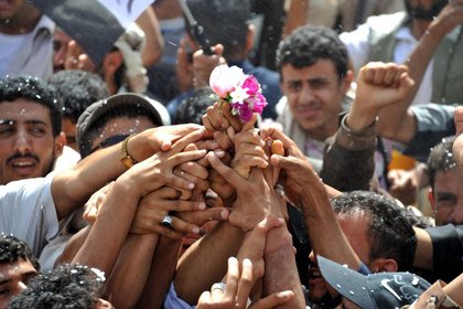 Yemen'de kutlamalar başladı