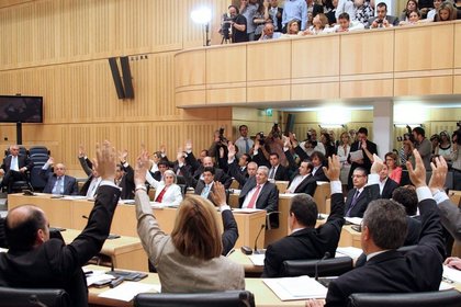 İngiliz komiser Kıbrıs sorunu için feragat önerisini tekrarladı