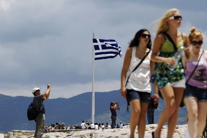 Euro, Yunanistan'ın gölgesinde