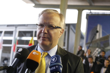 Rehn: Pakete uygulanan faiz düşürülmeli