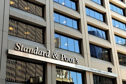 S&P'den ABD'ye uyarı