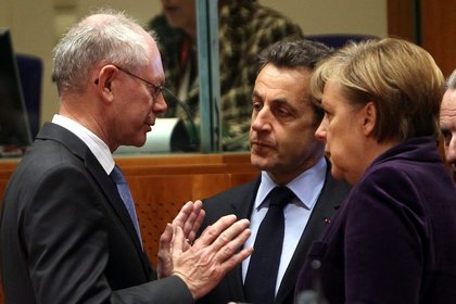 Merkel ve Sarkozy, Van Rompuy'u başkan istedi