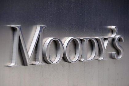 Moody's Fransız bankalarının notunu indirebilir