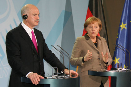 Merkel Papandreu ile görüşecek