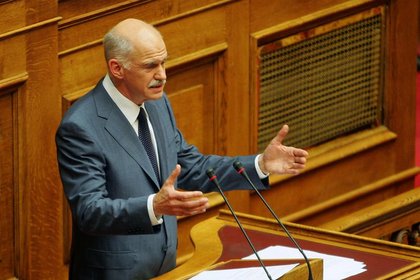 Andreas Papandreu: Babamın saçları bembeyaz oldu