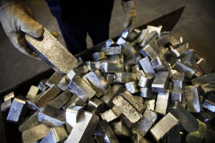 Endüstri metalleri kazançlarını genişletiyor