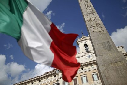 İtalya'da tahvil faizi tekrar % 7'nin üzerinde