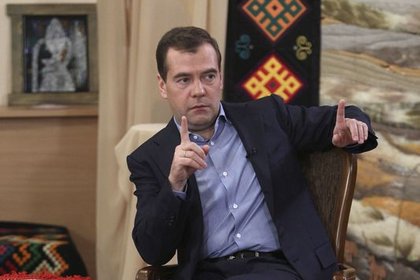 Medvedev Avrupa'ya meydan okudu