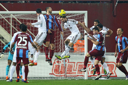 Beşiktaş Trabzon'dan mutlu döndü
