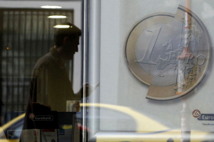 Yunanistan'ın borcu Rum bankalarını da vurdu