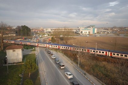 İstanbul'a 2 yıl tren giremeyecek