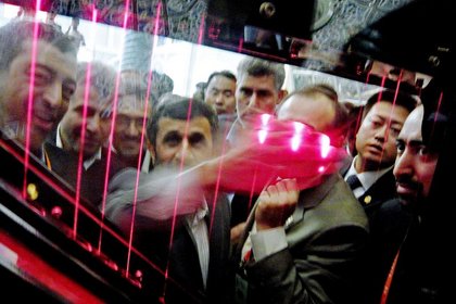 İran, lazer güdümlü silah üretti