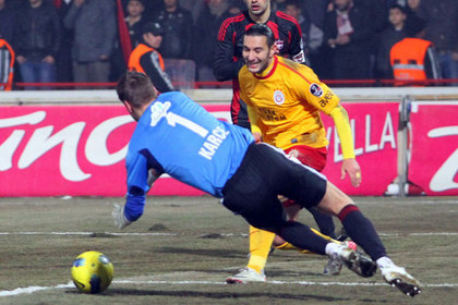 Galatasaray Antep'i 2 golle geçti