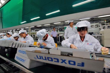 Çin'de imalat bir kez daha küçülebilir
