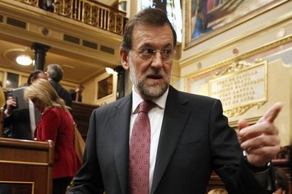 Rajoy: Kamu açığını düşürmek zorunluluk