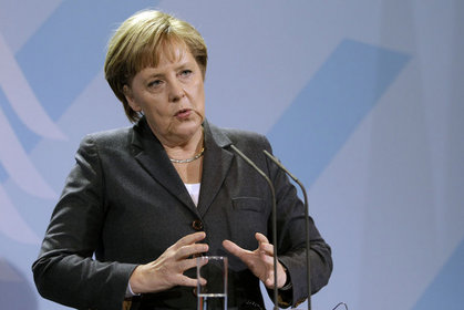 Merkel: 2016'dan itibaren borçlanmayı ciddi ölçüde azaltacağız