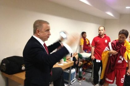 Aysal: Galatasaray'ı hiçbir kulüple mukayese etmeyin