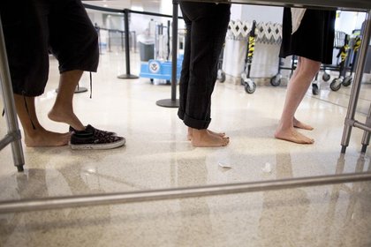 Havalimanı'nda ayakkabı çıkarmaya son! 