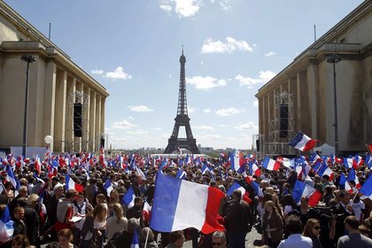 Fransa'nın borçlanma maliyeti rekor düşük seviyede
