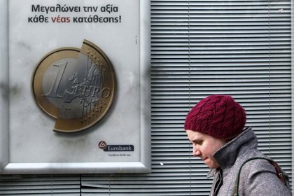 Cochrane: Yunanistan eurodan çıkmadan temerrüte düşebilir